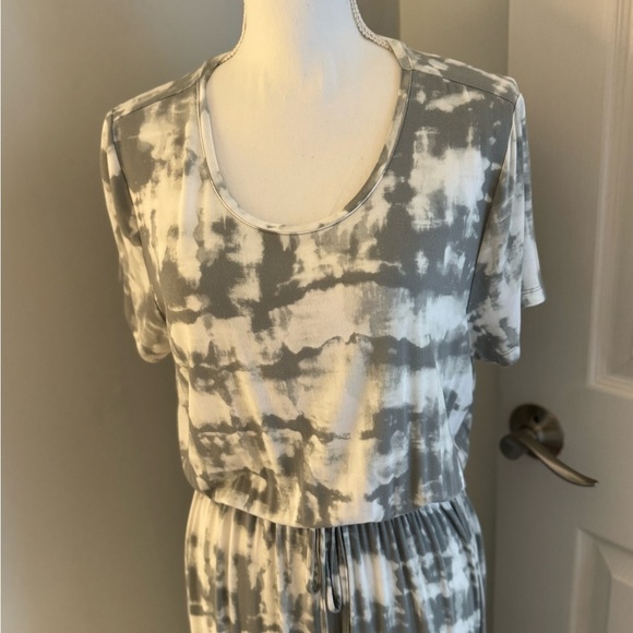 Style & Co. Shirt Sleeve Tie Dyed Maxi Dress Misses size L. Gray ‘ white. NWOT - Picture 2 of 9